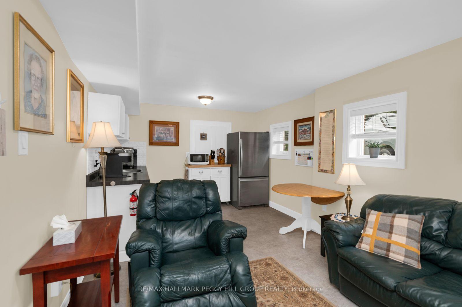 Photo 9 of 52 Harbour Crescent, Wasaga Beach — HOMEH