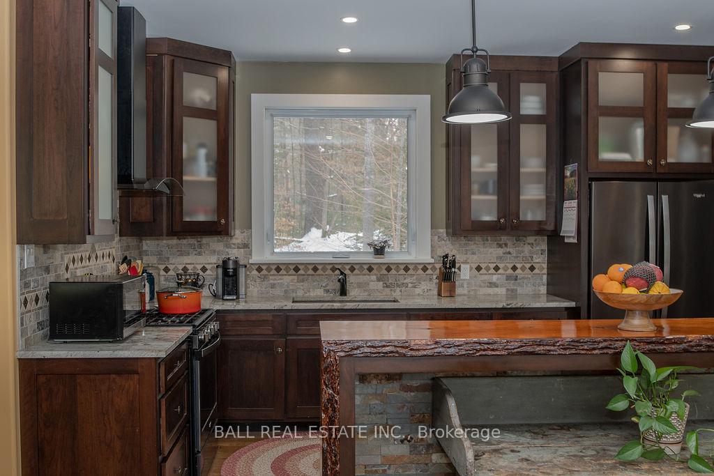 Photo 3 of 1956 Smith Road, Frontenac, Frontenac North — HOMEH