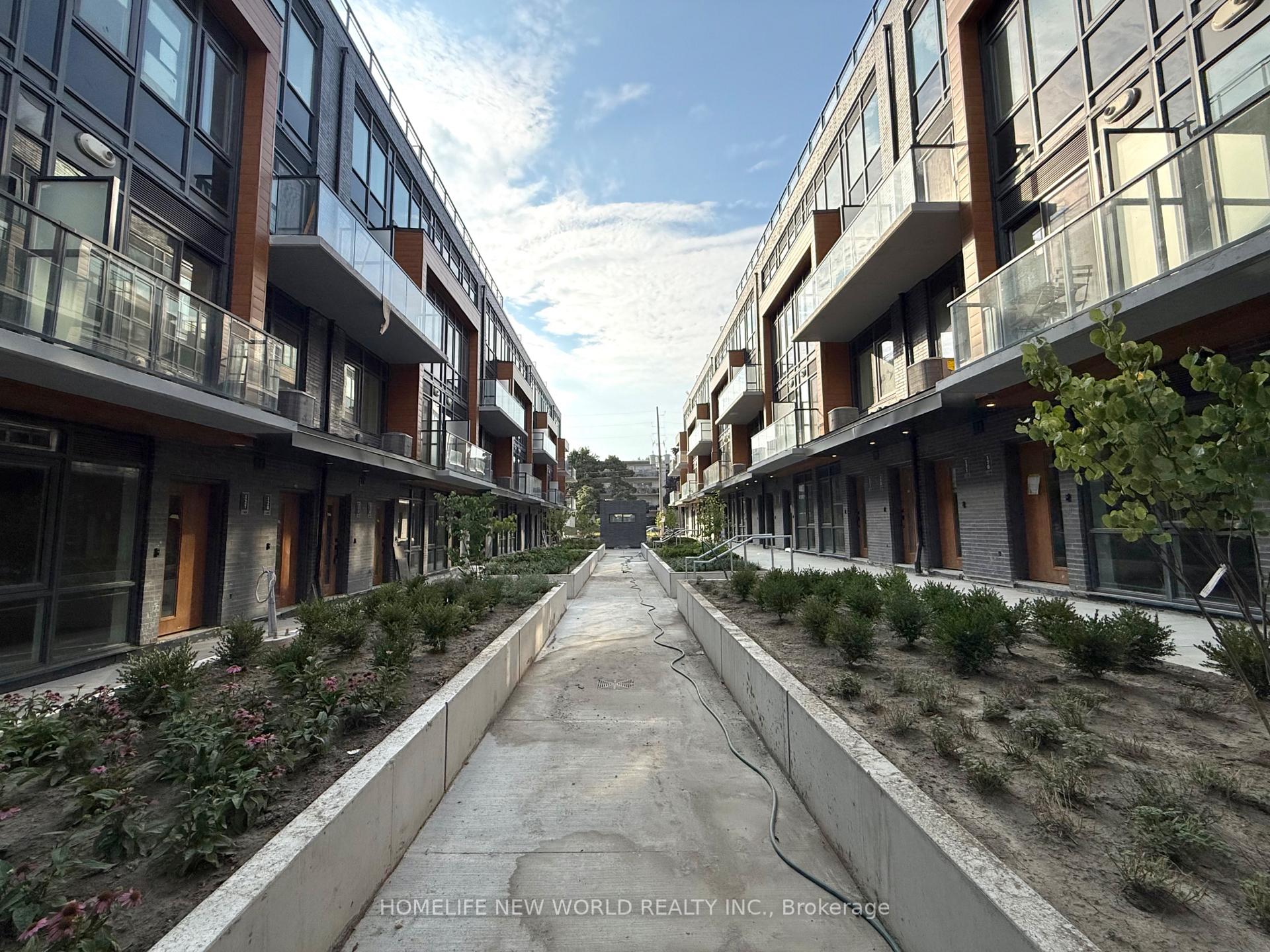 Photo 1 of Unit 110, 69 Curlew Drive, North York, Parkwoods-Donalda — HOMEH