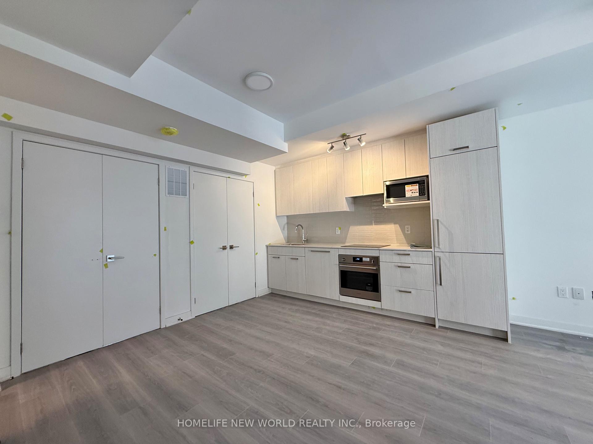 Photo 6 of Unit 110, 69 Curlew Drive, North York, Parkwoods-Donalda — HOMEH