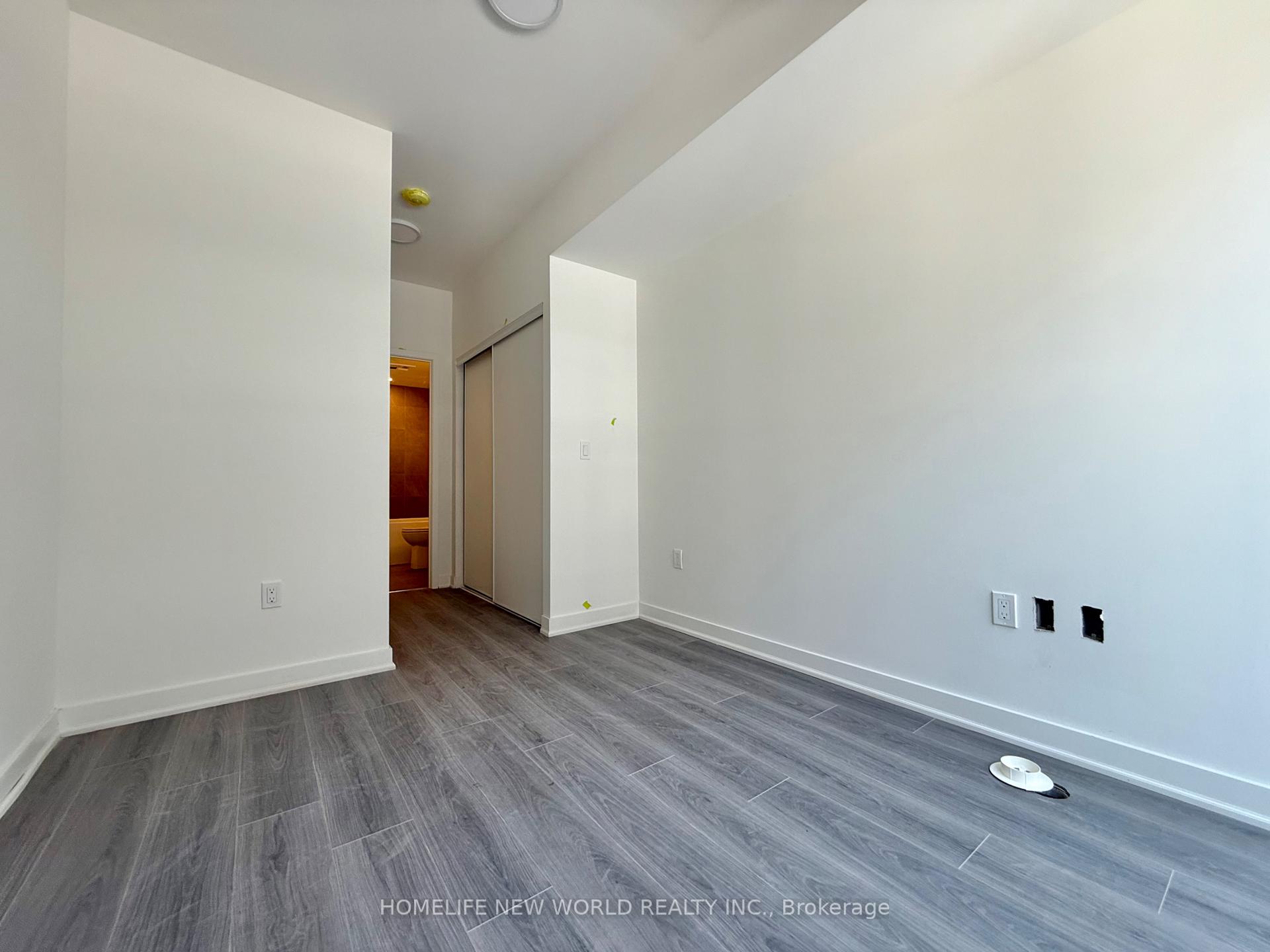 Photo 12 of Unit 110, 69 Curlew Drive, North York, Parkwoods-Donalda — HOMEH