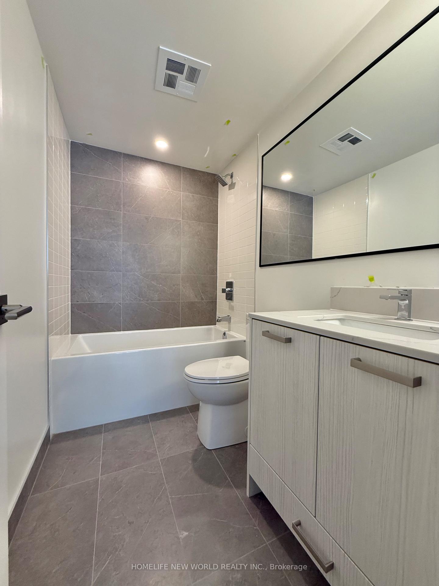 Photo 14 of Unit 110, 69 Curlew Drive, North York, Parkwoods-Donalda — HOMEH