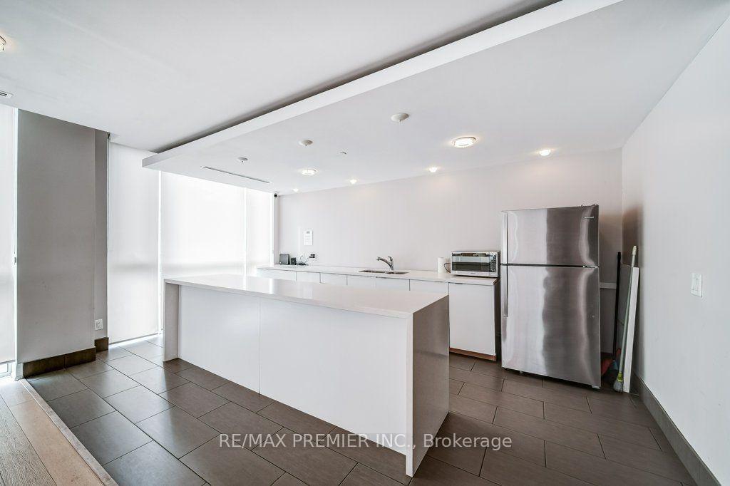 Photo 33 of Unit 209, 4700 Highway 7 Road, Vaughan, Vaughan Grove — HOMEH