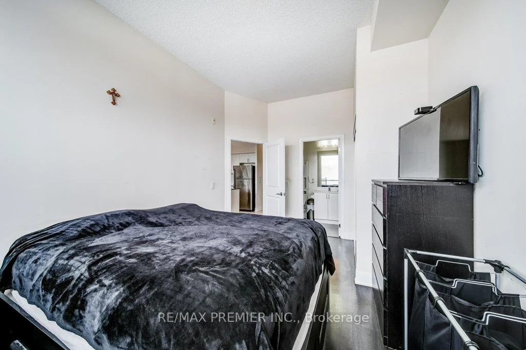 Photo 26 of Unit 209, 4700 Highway 7 Road, Vaughan, Vaughan Grove — HOMEH