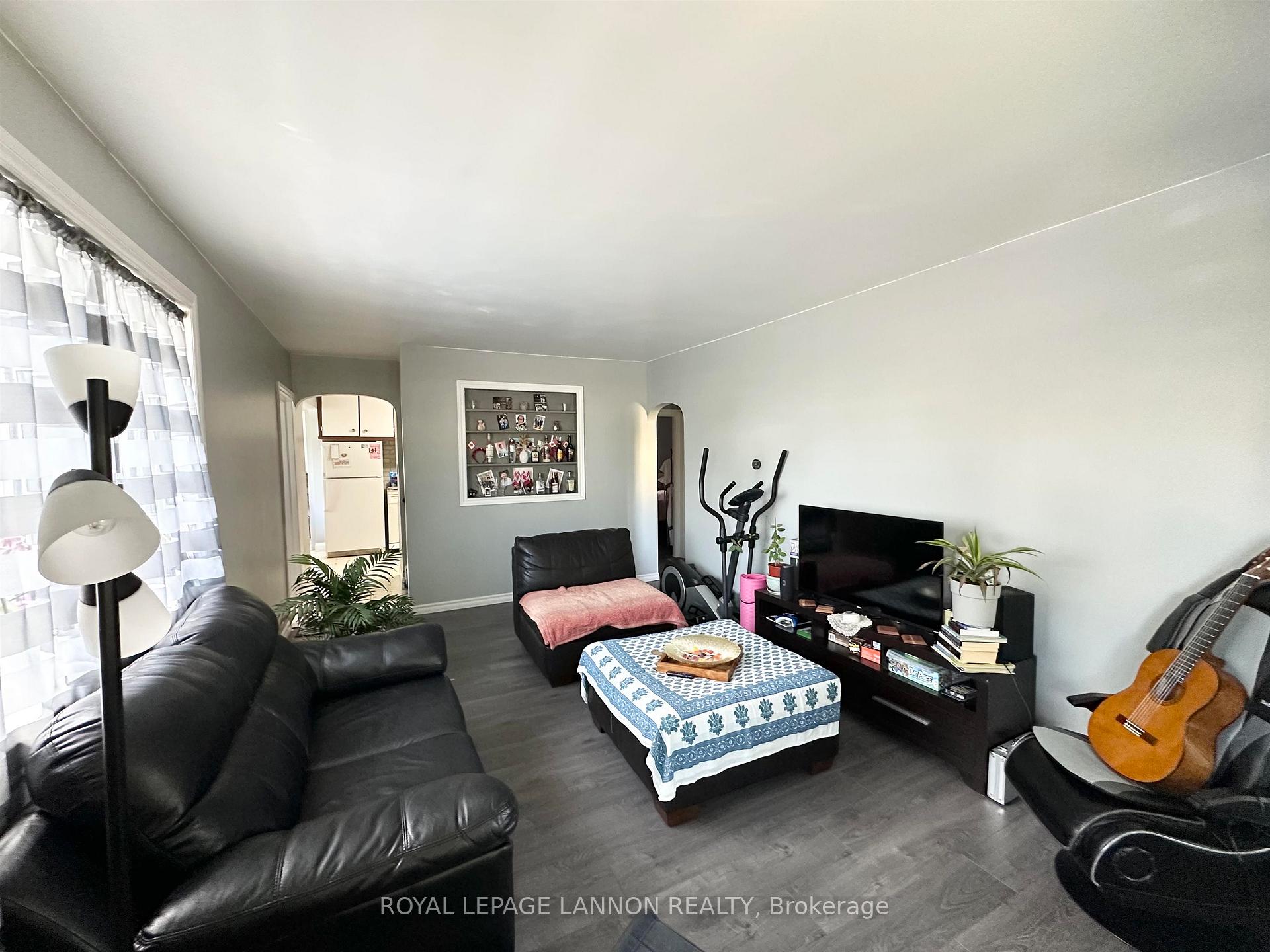Photo 6 of 219 McCulloch St, Thunder Bay, Court / Cumberland — HOMEH