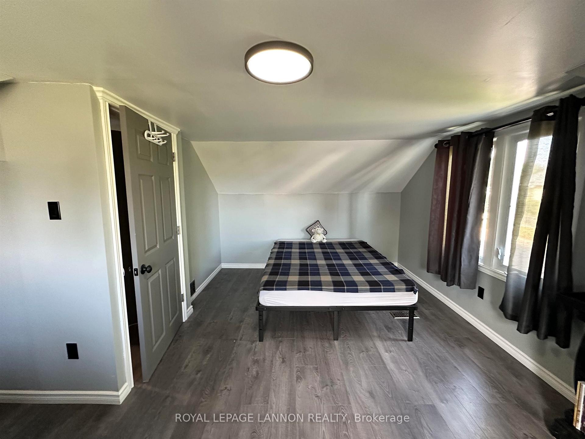 Photo 16 of 219 McCulloch St, Thunder Bay, Court / Cumberland — HOMEH