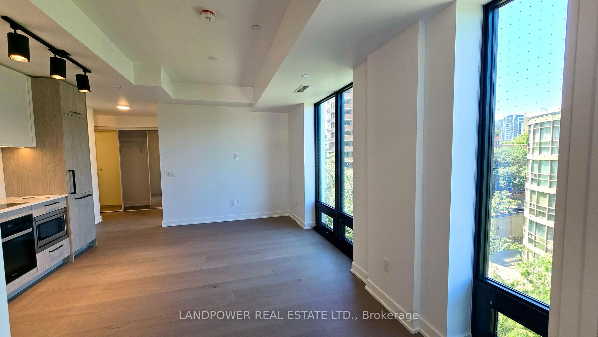 Photo 9 of Unit 709, 91 Montclair Avenue, Toronto, Forest Hill South — HOMEH