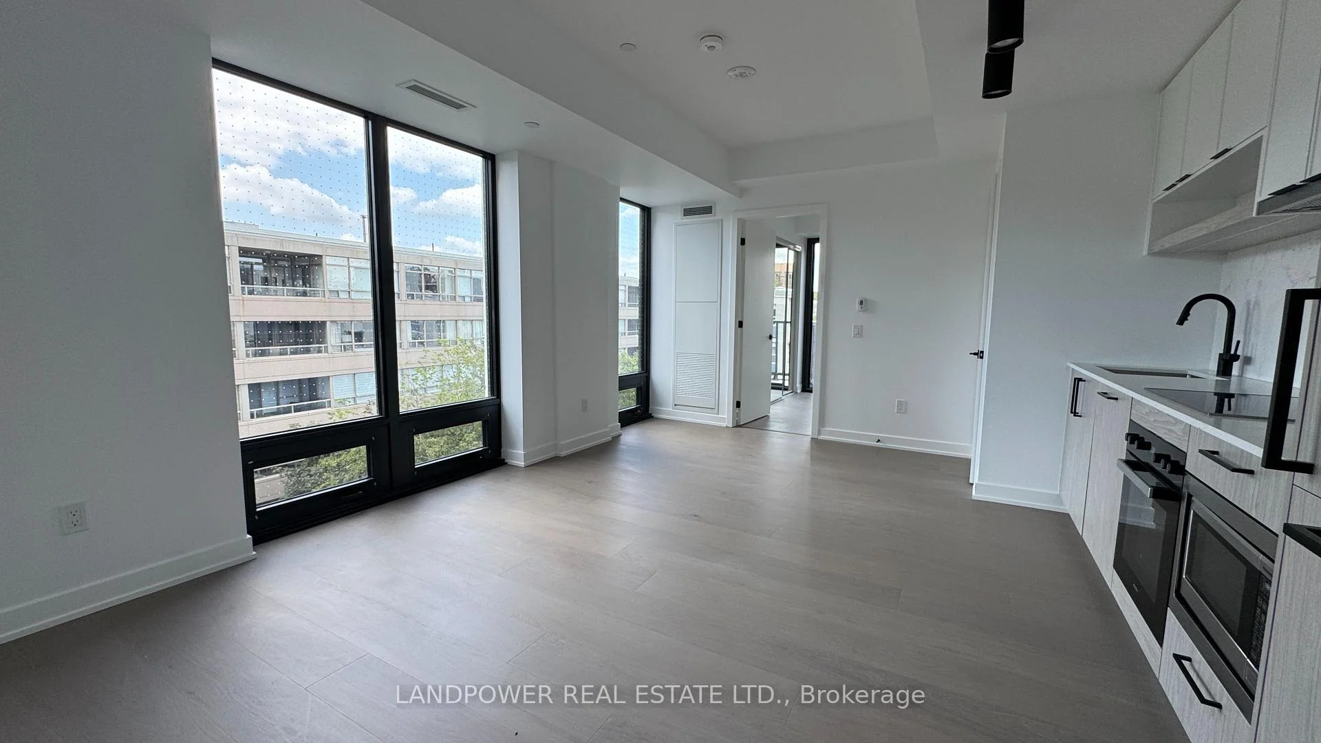 Photo 17 of Unit 709, 91 Montclair Avenue, Toronto, Forest Hill South — HOMEH