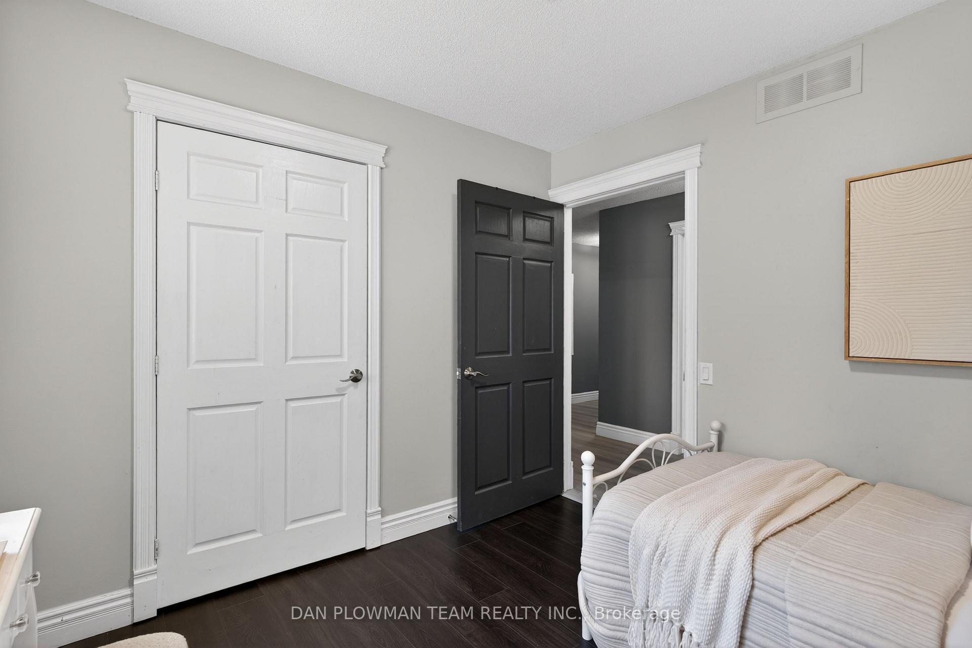 Photo 27 of 11 Steepleview Court, Oshawa, Columbus — HOMEH