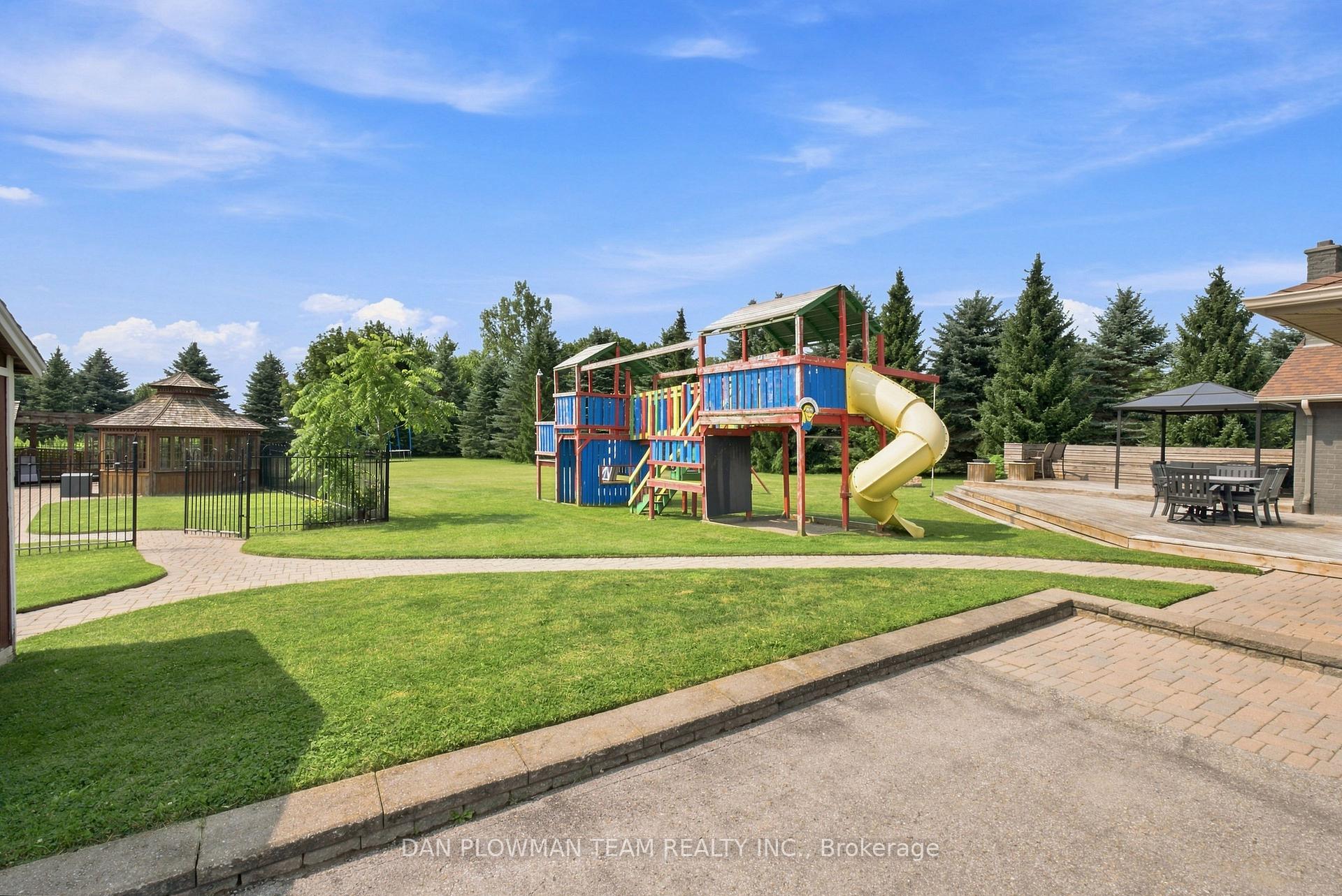 Photo 44 of 11 Steepleview Court, Oshawa, Columbus — HOMEH