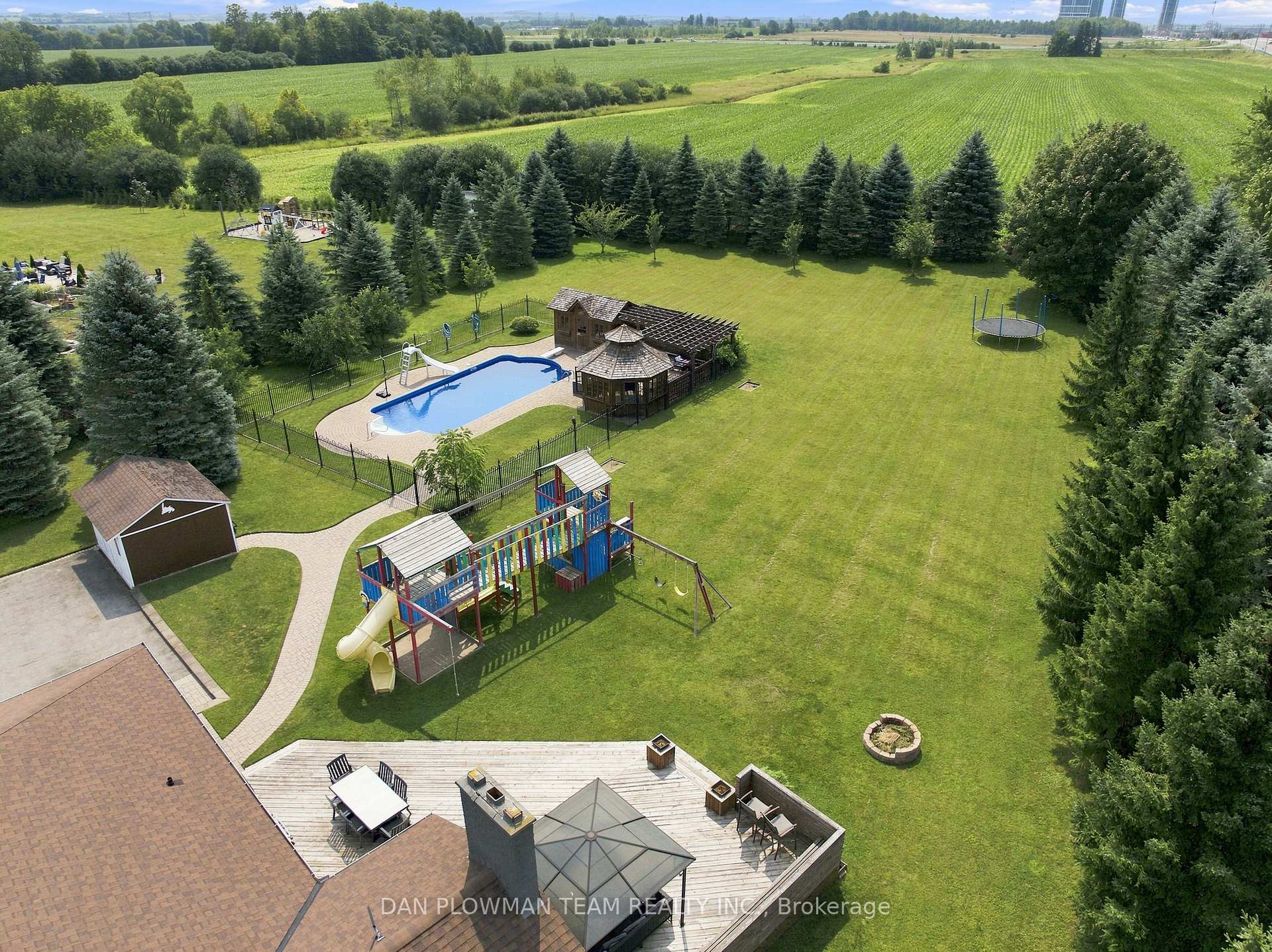 Photo 47 of 11 Steepleview Court, Oshawa, Columbus — HOMEH