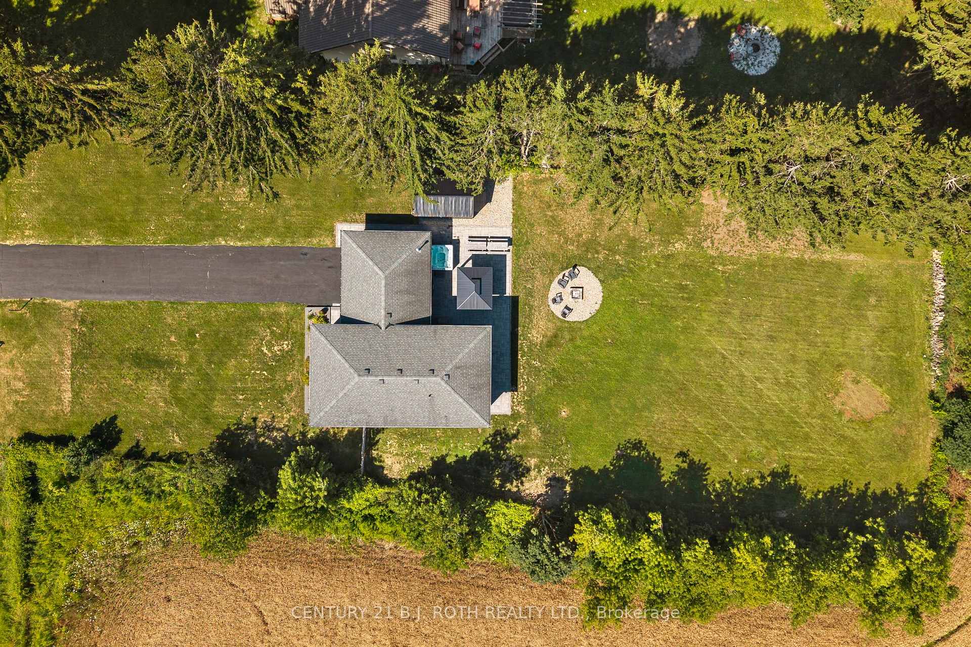 Photo 39 of 1908 10th Line, Innisfil, Rural Innisfil — HOMEH