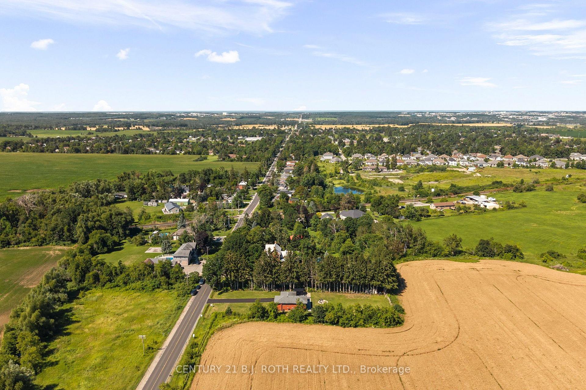Photo 40 of 1908 10th Line, Innisfil, Rural Innisfil — HOMEH