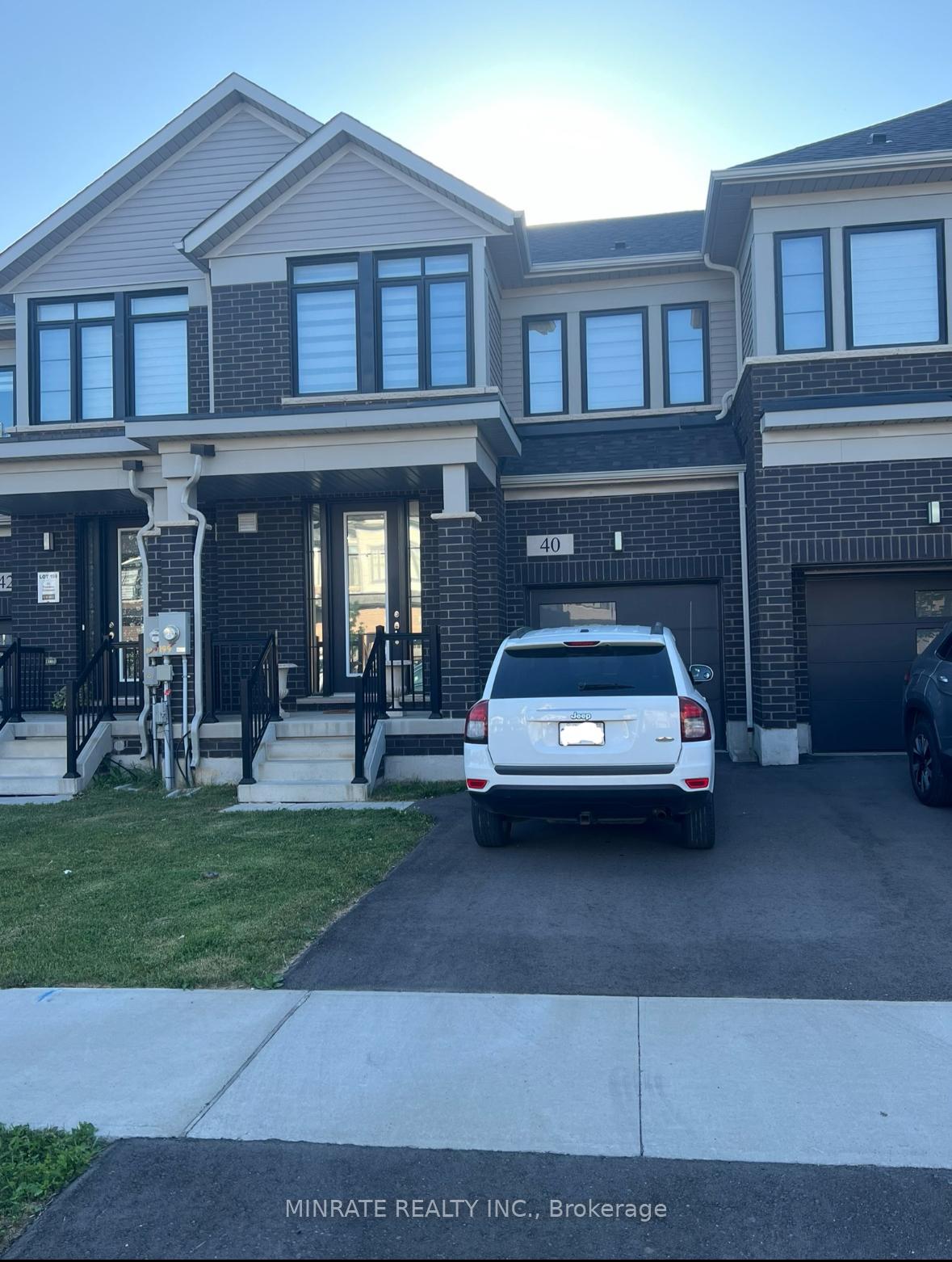 Photo 1 of 40 Freedom Crescent, Hamilton, Mount Hope — HOMEH