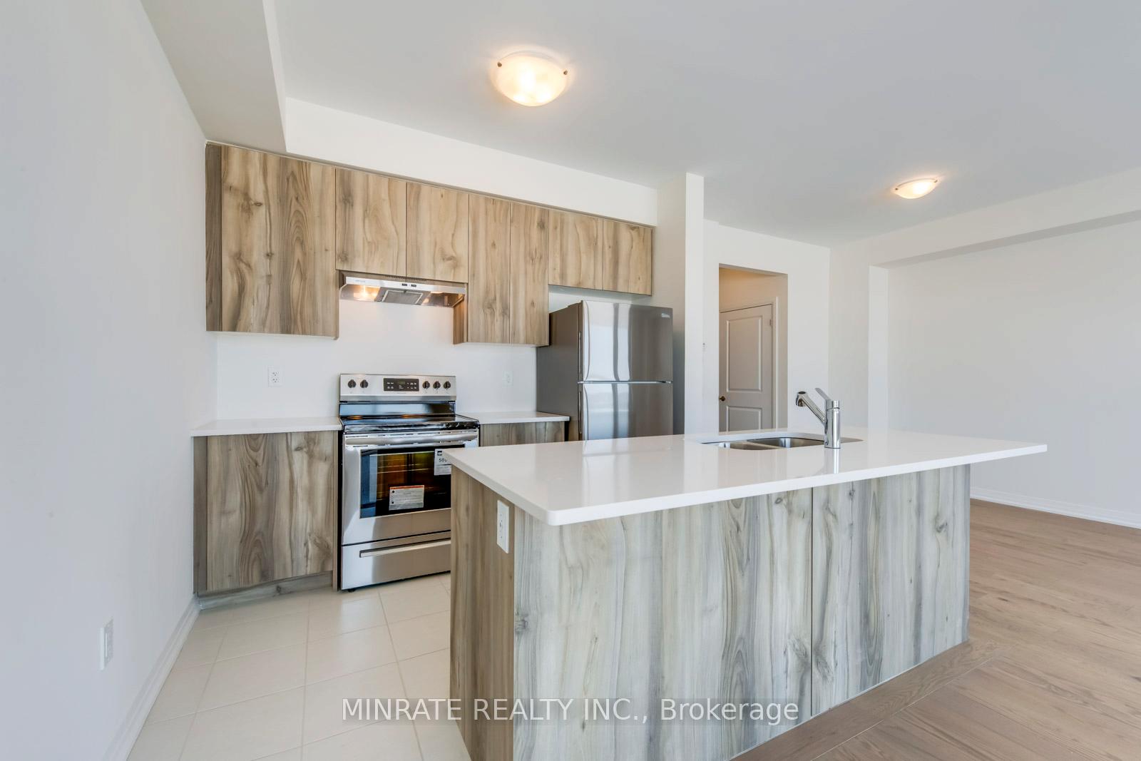 Photo 4 of 40 Freedom Crescent, Hamilton, Mount Hope — HOMEH