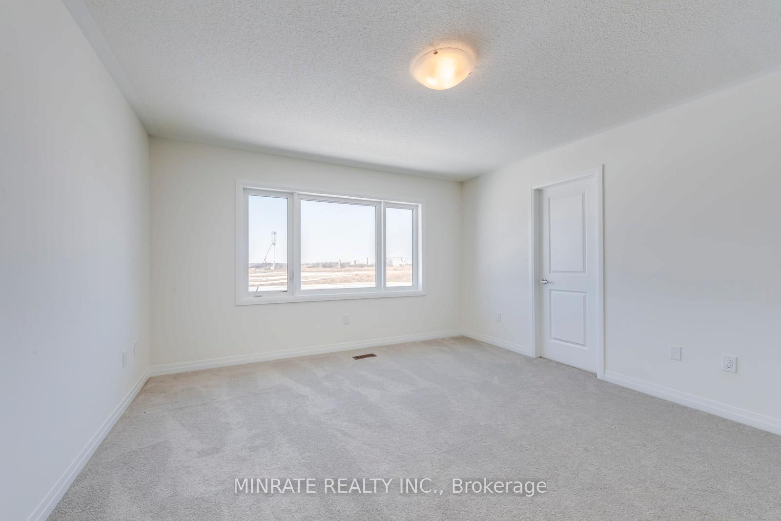Photo 9 of 40 Freedom Crescent, Hamilton, Mount Hope — HOMEH