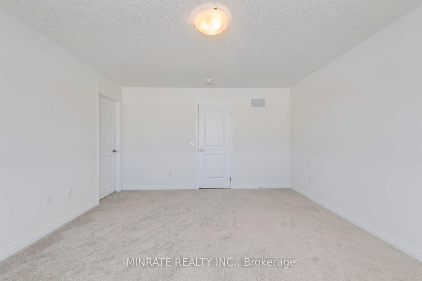 Photo 10 of 40 Freedom Crescent, Hamilton, Mount Hope — HOMEH