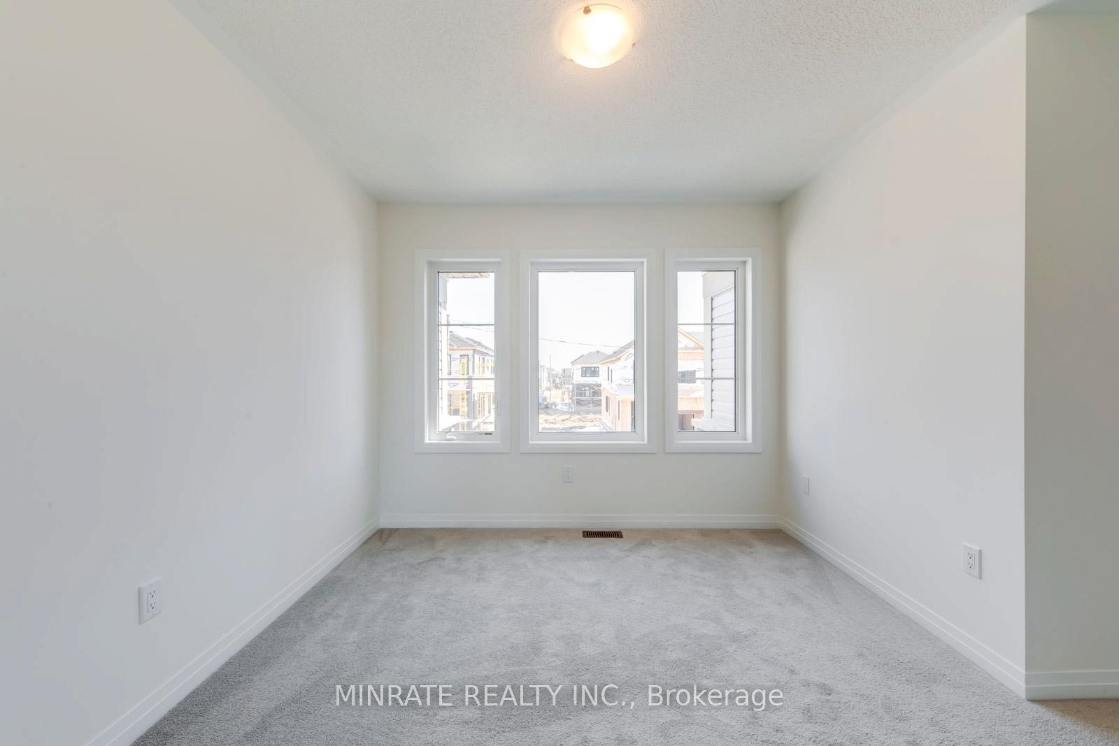 Photo 14 of 40 Freedom Crescent, Hamilton, Mount Hope — HOMEH
