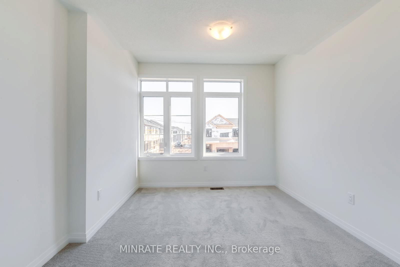 Photo 15 of 40 Freedom Crescent, Hamilton, Mount Hope — HOMEH