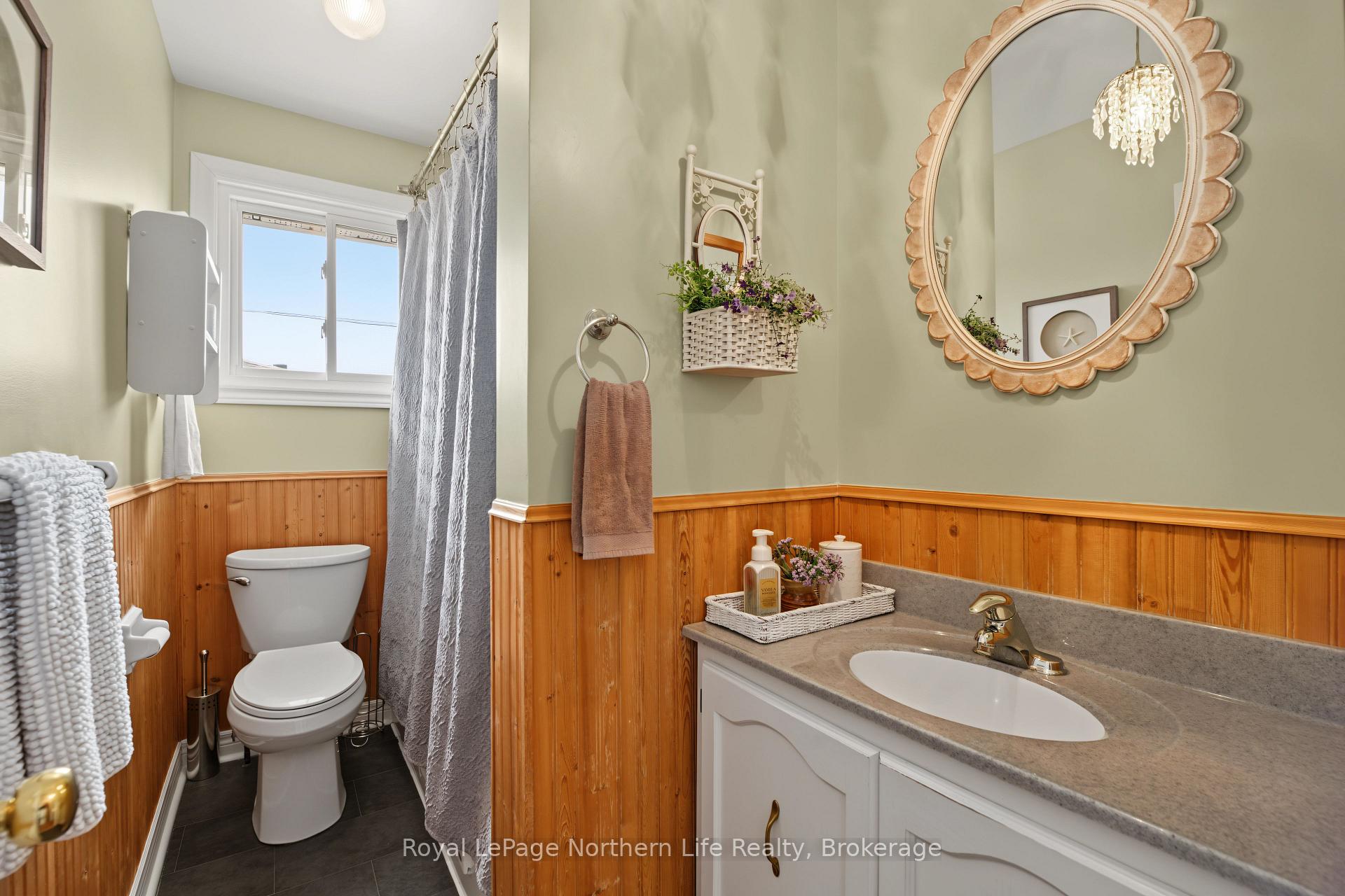 Photo 17 of 55 Nightingale Drive, North Bay, Ferris — HOMEH
