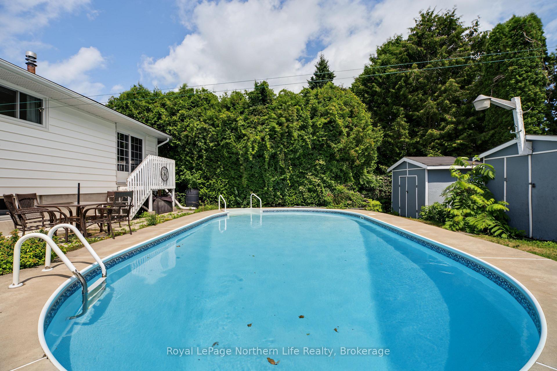 Photo 25 of 55 Nightingale Drive, North Bay, Ferris — HOMEH