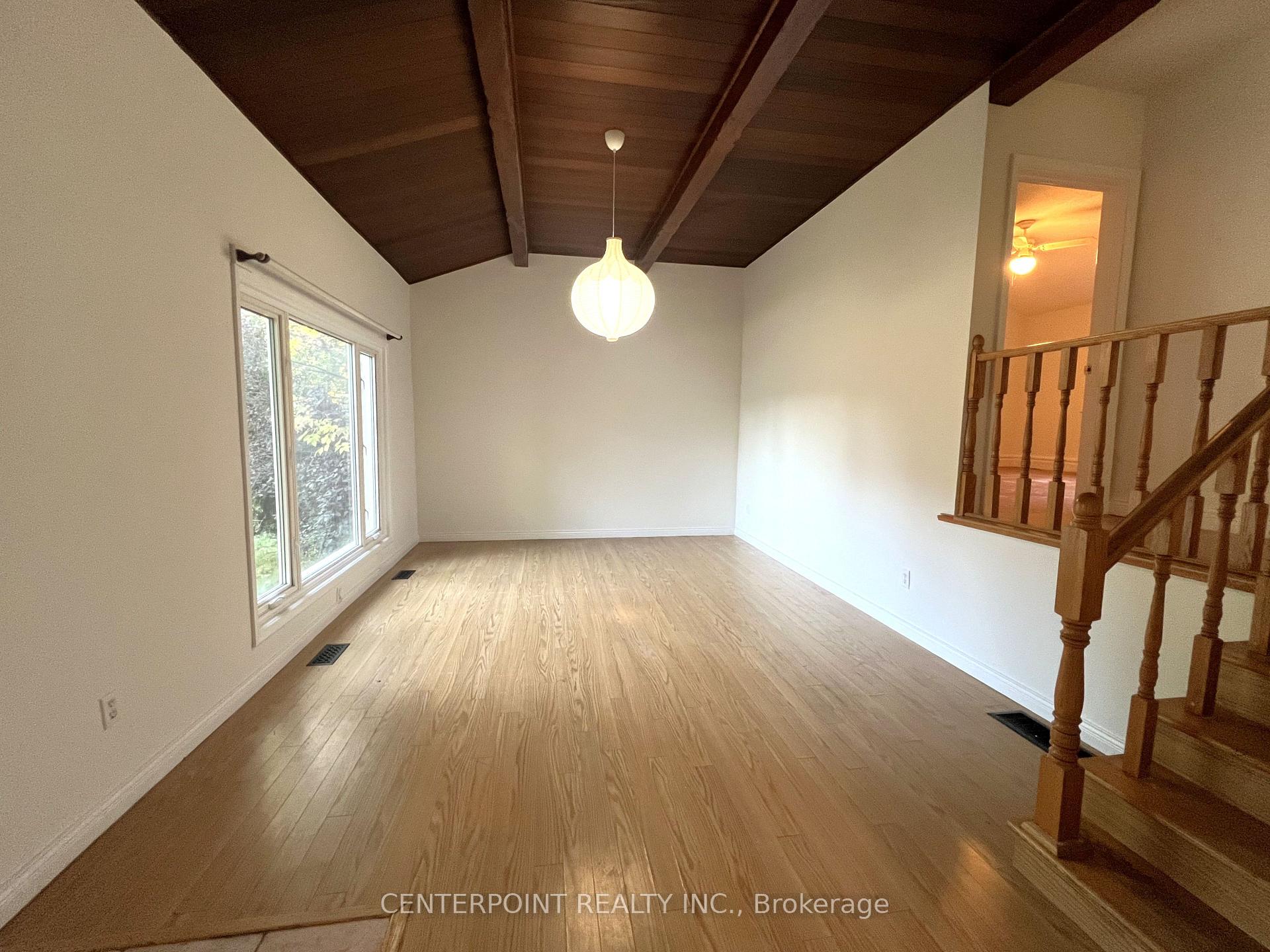 Photo 3 of 287 Kent Crescent, Burlington, Appleby — HOMEH