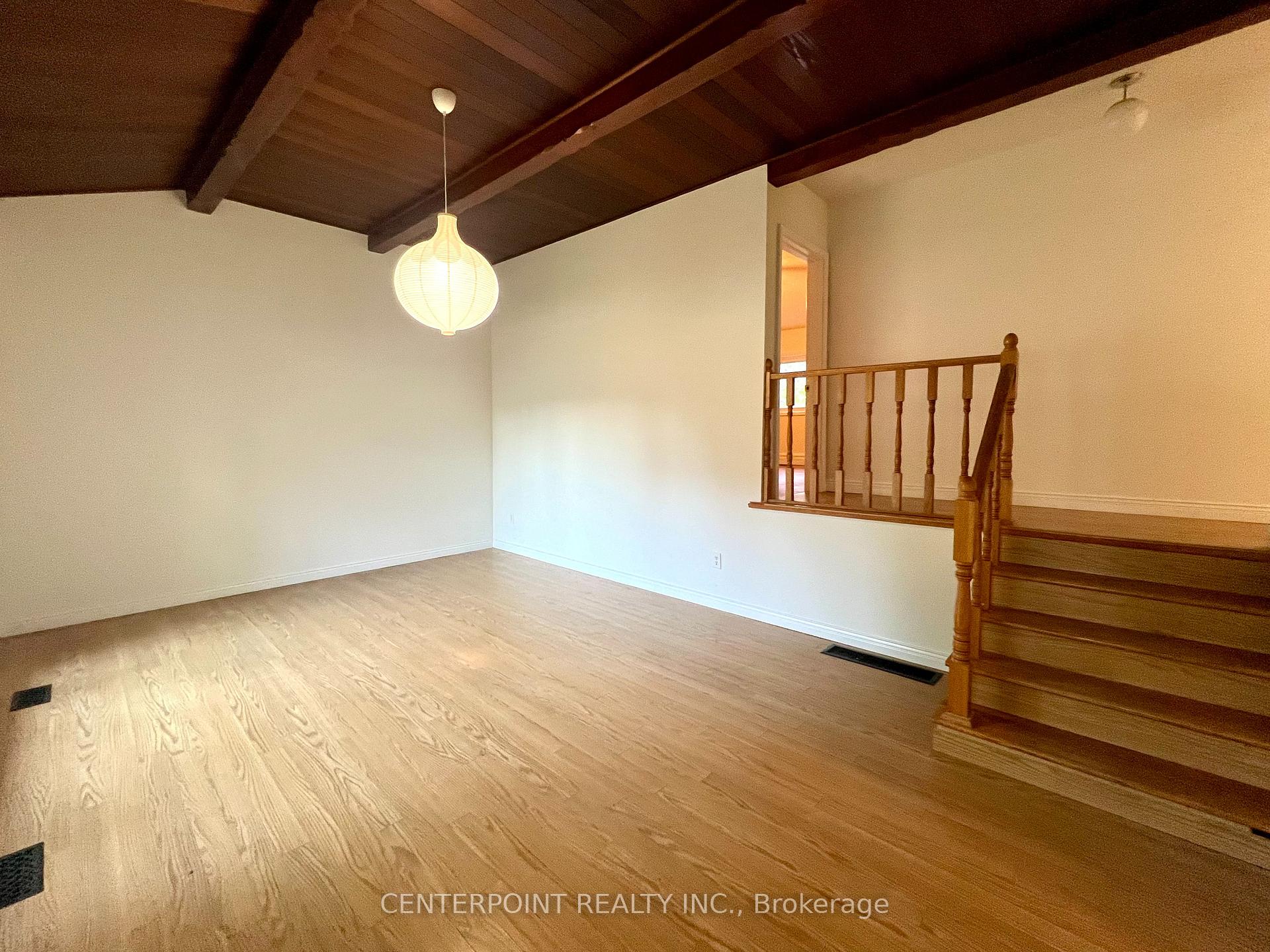 Photo 4 of 287 Kent Crescent, Burlington, Appleby — HOMEH