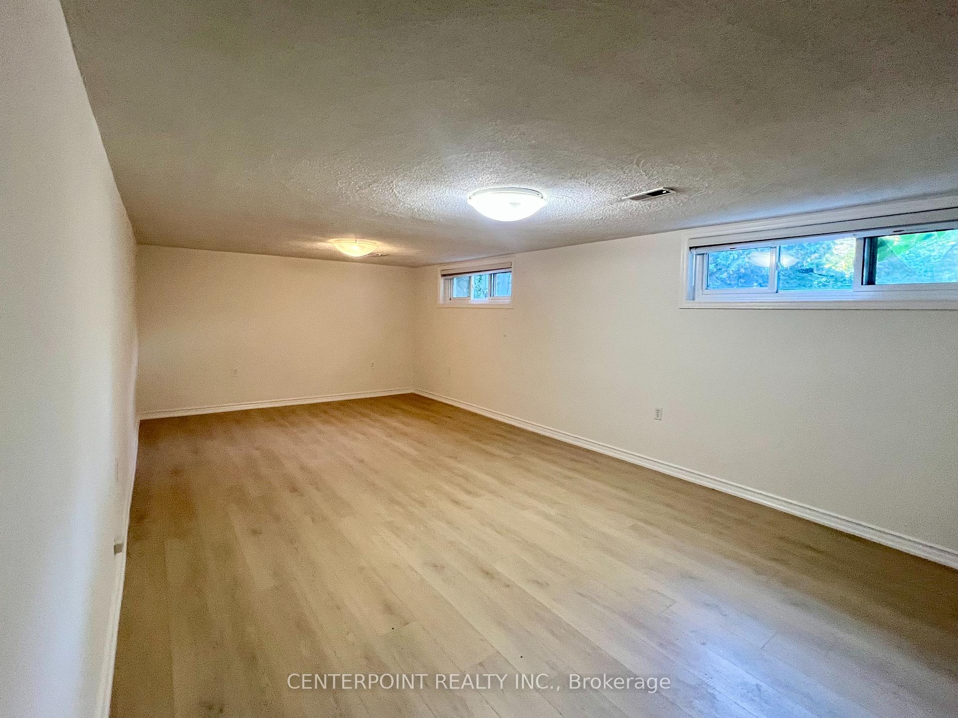 Photo 12 of 287 Kent Crescent, Burlington, Appleby — HOMEH