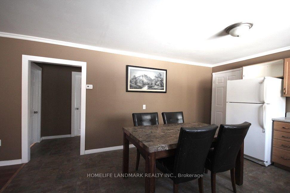 Photo 2 of 789 Carol Avenue, Georgina, Historic Lakeshore Communities — HOMEH