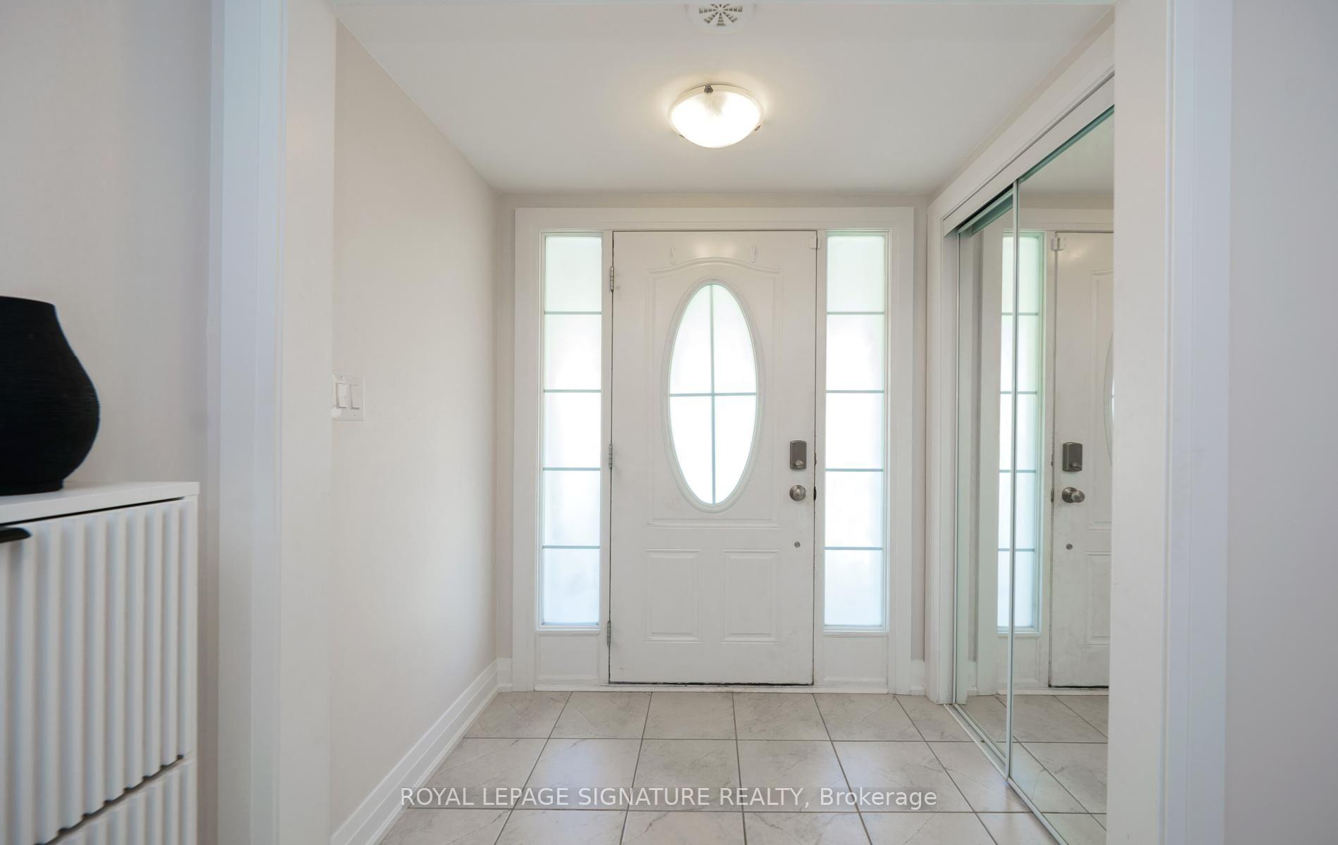 Photo 7 of 1085 Silk Street, Pickering, Rural Pickering — HOMEH