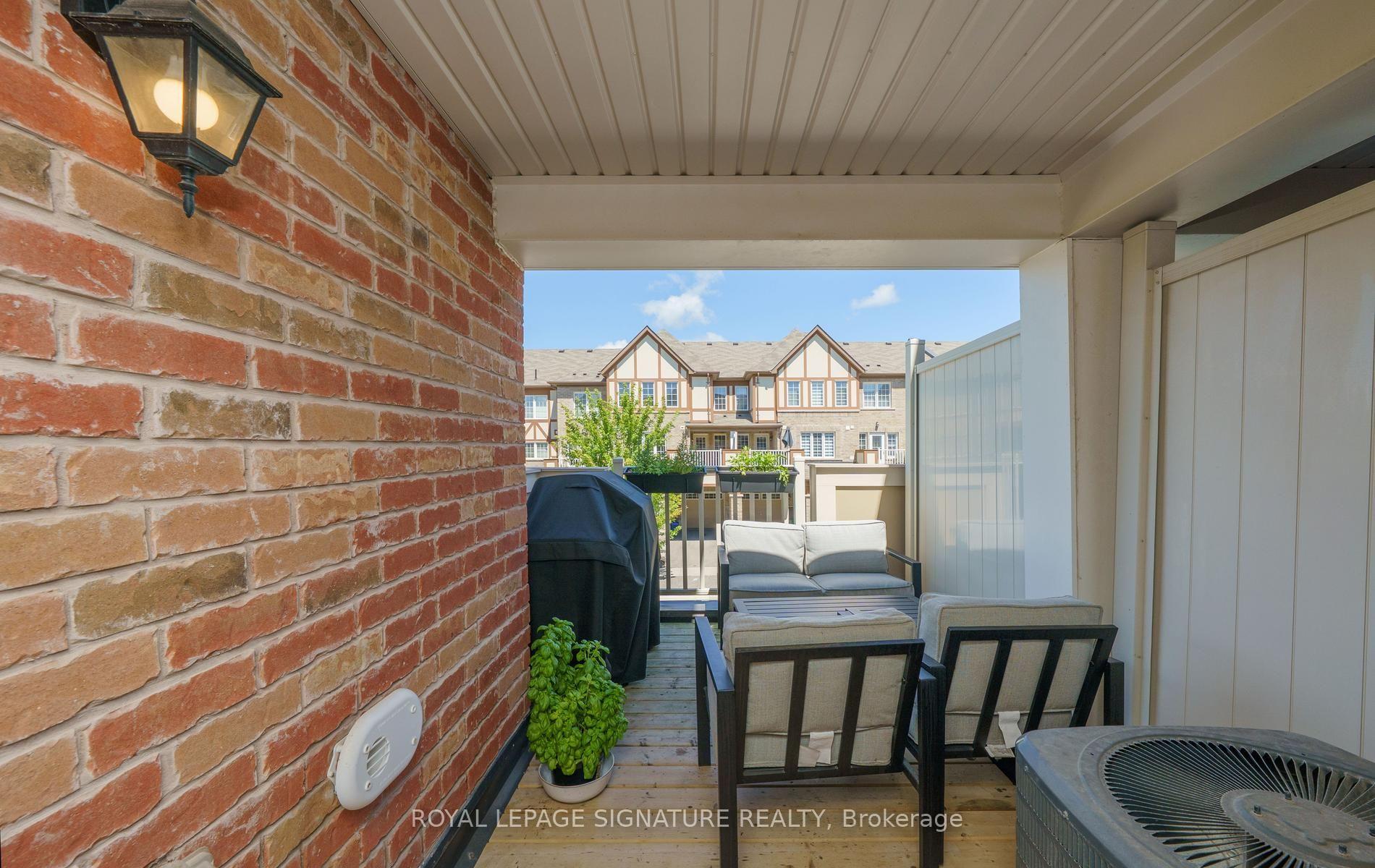 Photo 38 of 1085 Silk Street, Pickering, Rural Pickering — HOMEH