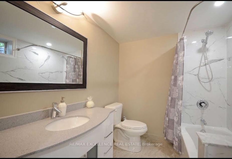 Photo 8 of Unit 31, 4045 Upper Middle Road, Burlington, Rose — HOMEH