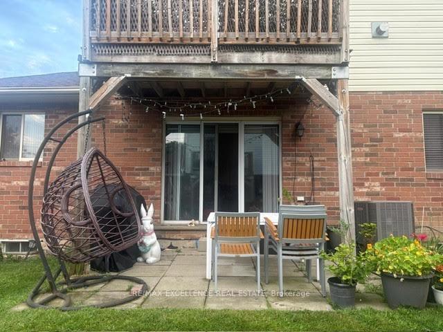 Photo 11 of Unit 31, 4045 Upper Middle Road, Burlington, Rose — HOMEH