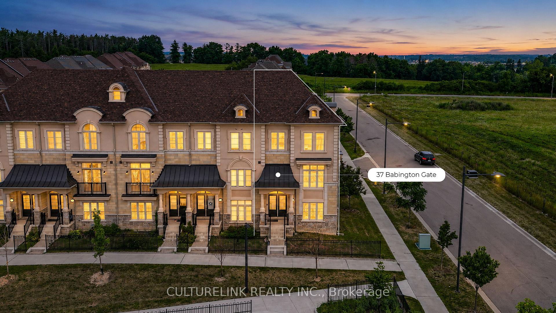 Photo 3 of 37 Babington Gate, Vaughan, Maple — HOMEH