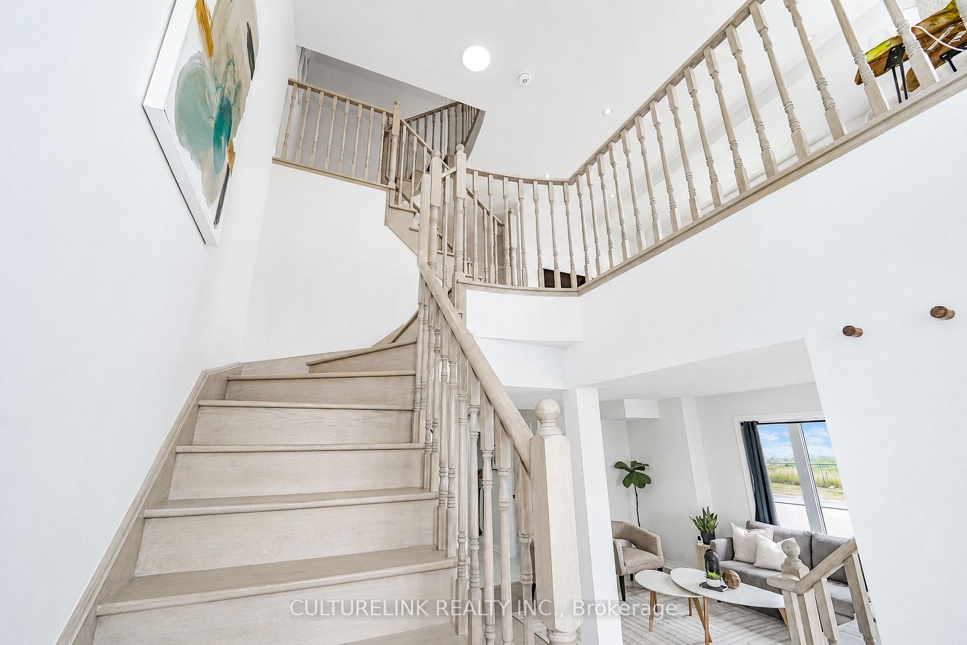 Photo 7 of 37 Babington Gate, Vaughan, Maple — HOMEH