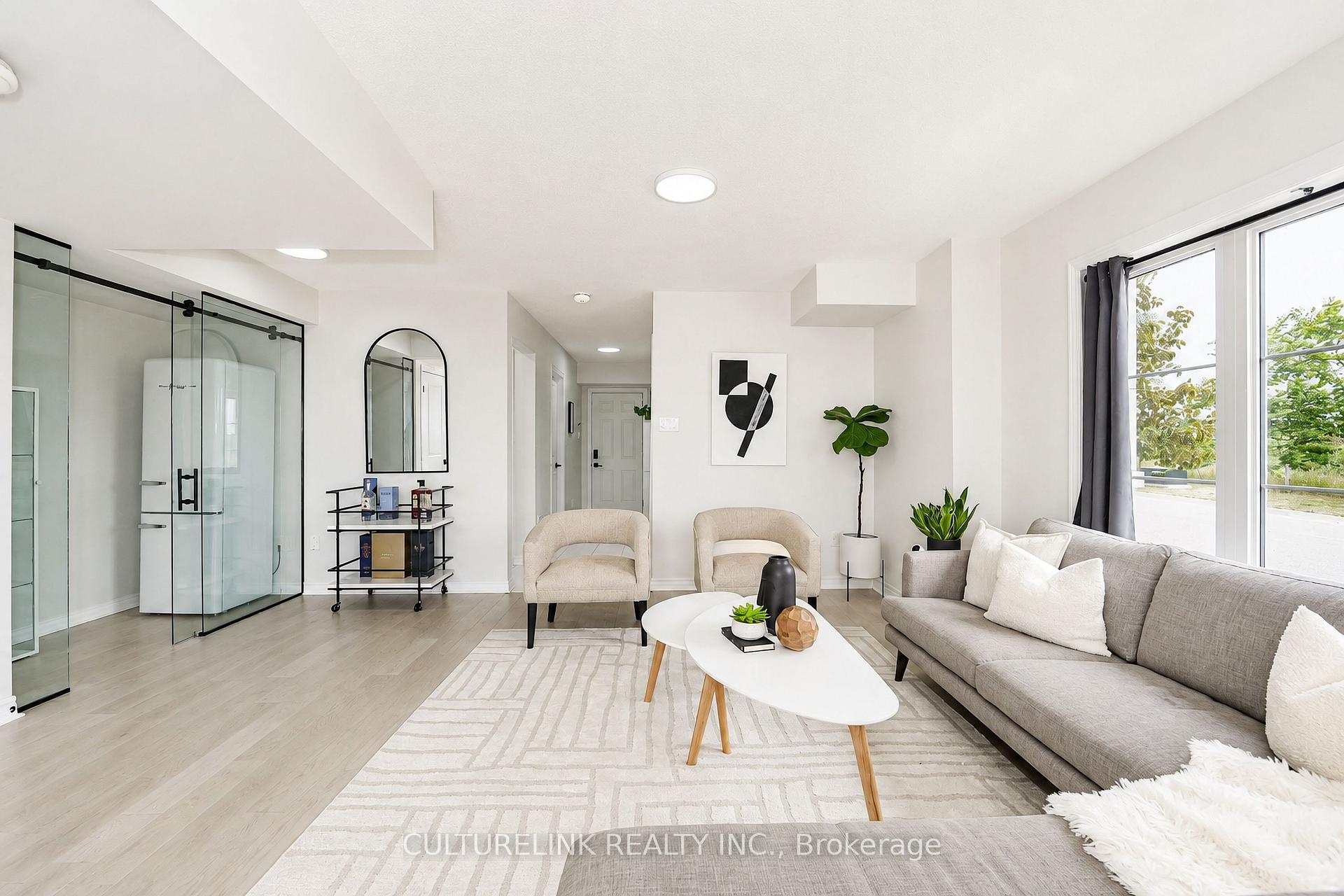 Photo 9 of 37 Babington Gate, Vaughan, Maple — HOMEH