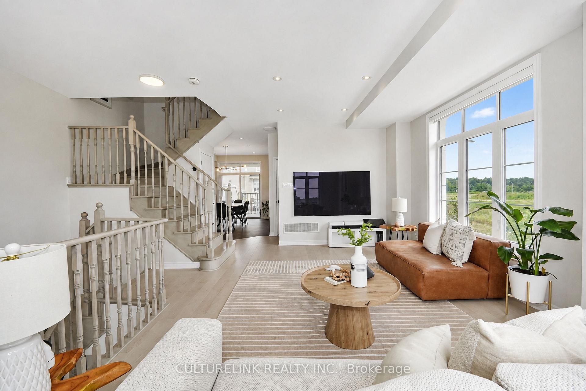 Photo 12 of 37 Babington Gate, Vaughan, Maple — HOMEH