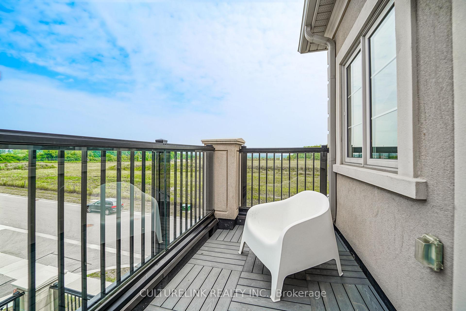 Photo 20 of 37 Babington Gate, Vaughan, Maple — HOMEH