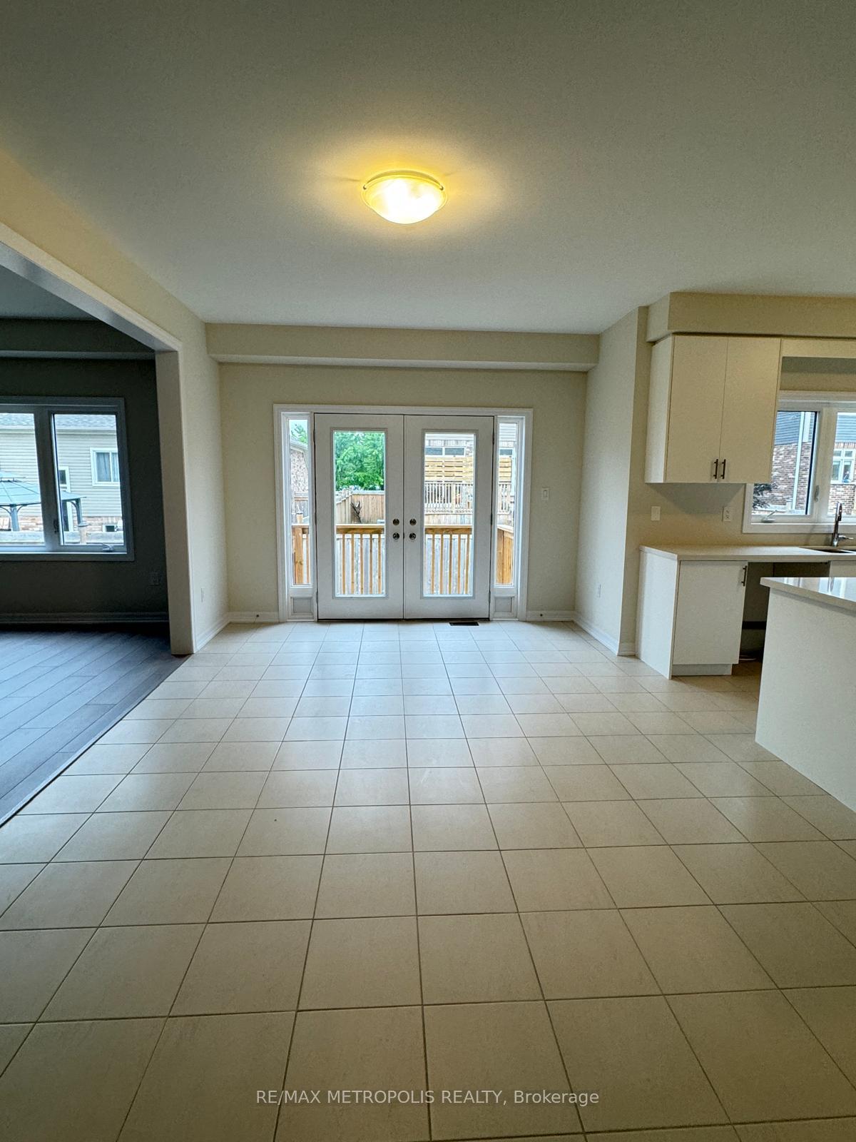 Photo 10 of 232 Warden Street, Clearview, Stayner — HOMEH