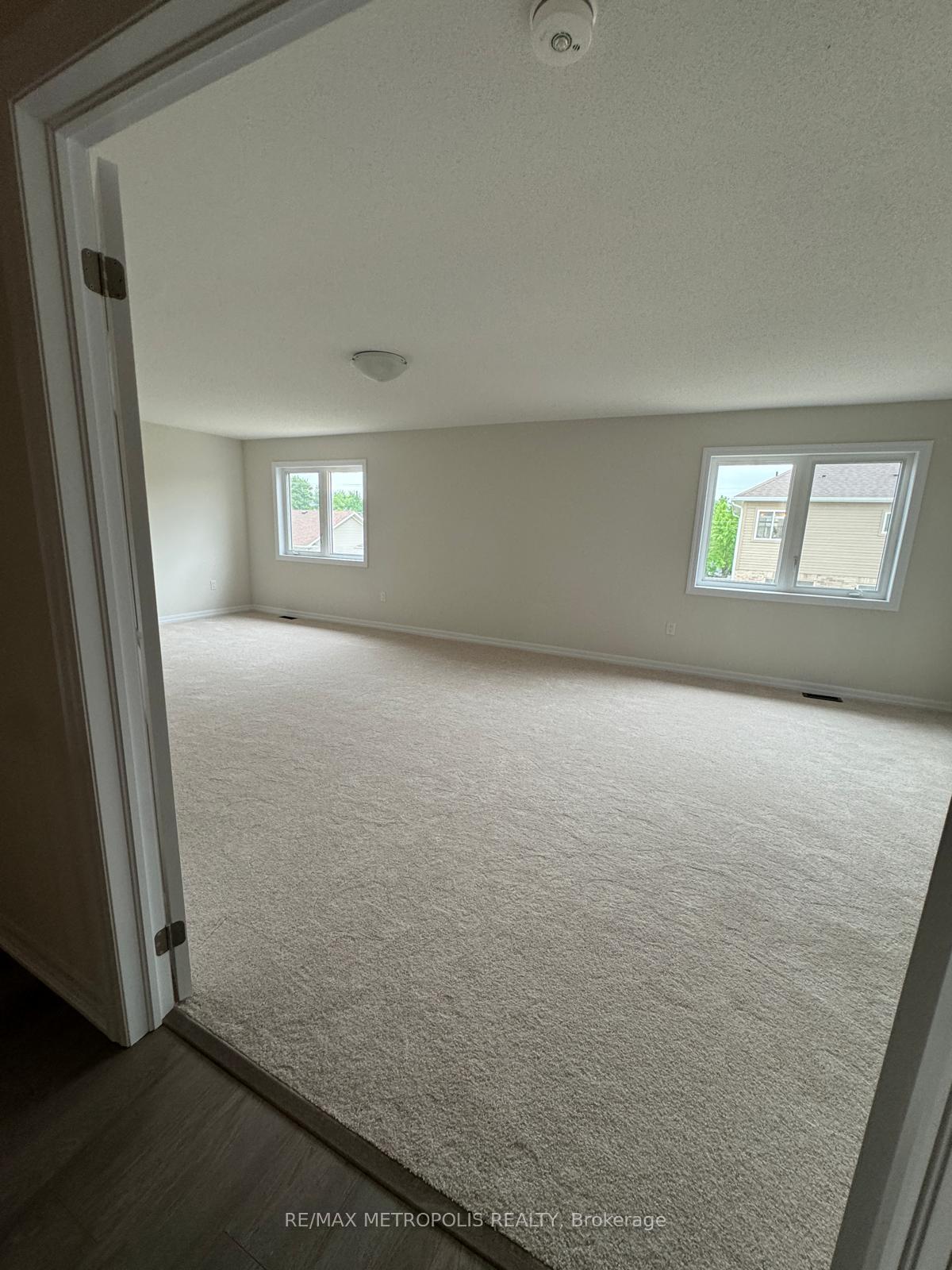 Photo 23 of 232 Warden Street, Clearview, Stayner — HOMEH