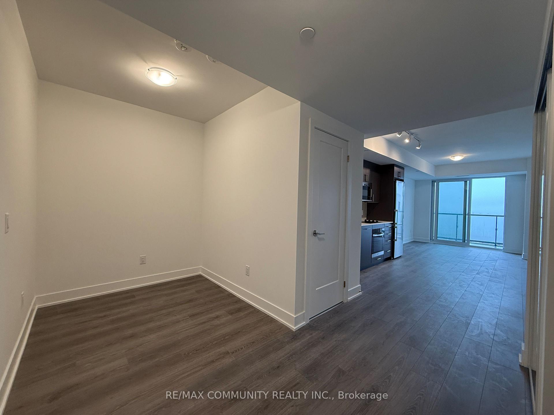 Photo 3 of Unit 2611, 2545 Simcoe Street N, Oshawa, Windfields — HOMEH