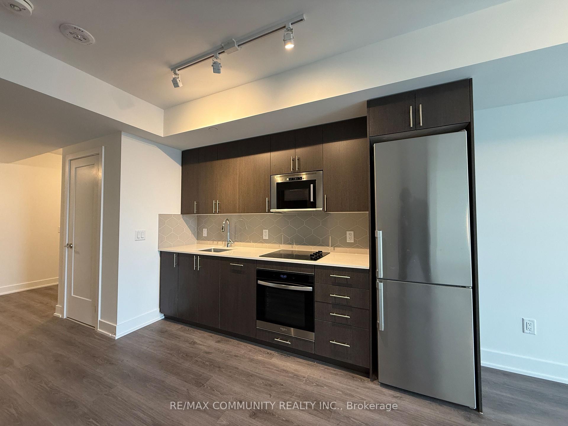 Photo 8 of Unit 2611, 2545 Simcoe Street N, Oshawa, Windfields — HOMEH