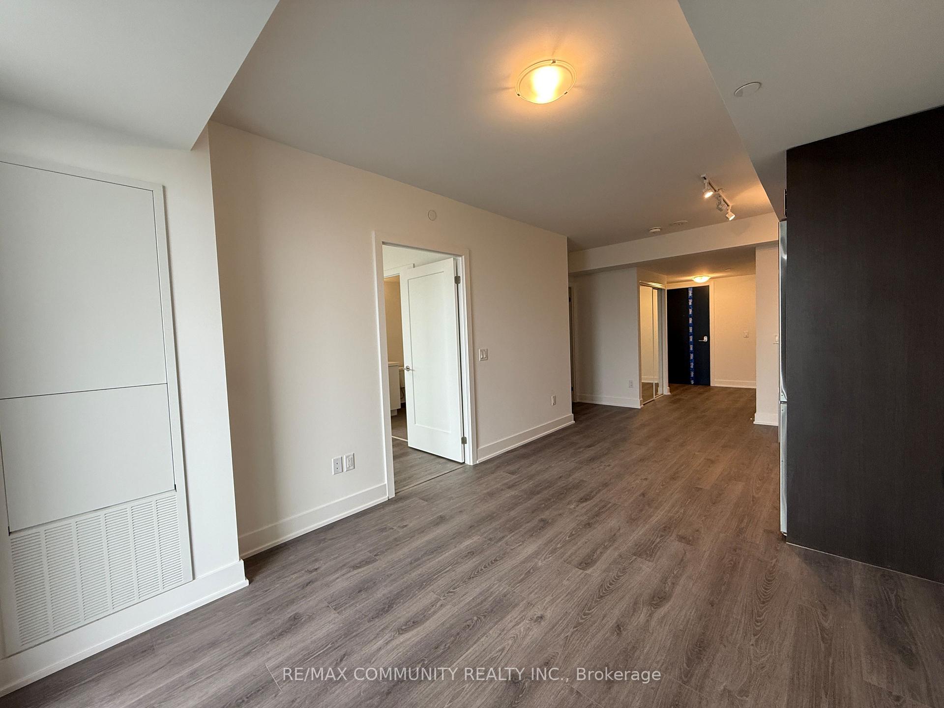Photo 9 of Unit 2611, 2545 Simcoe Street N, Oshawa, Windfields — HOMEH