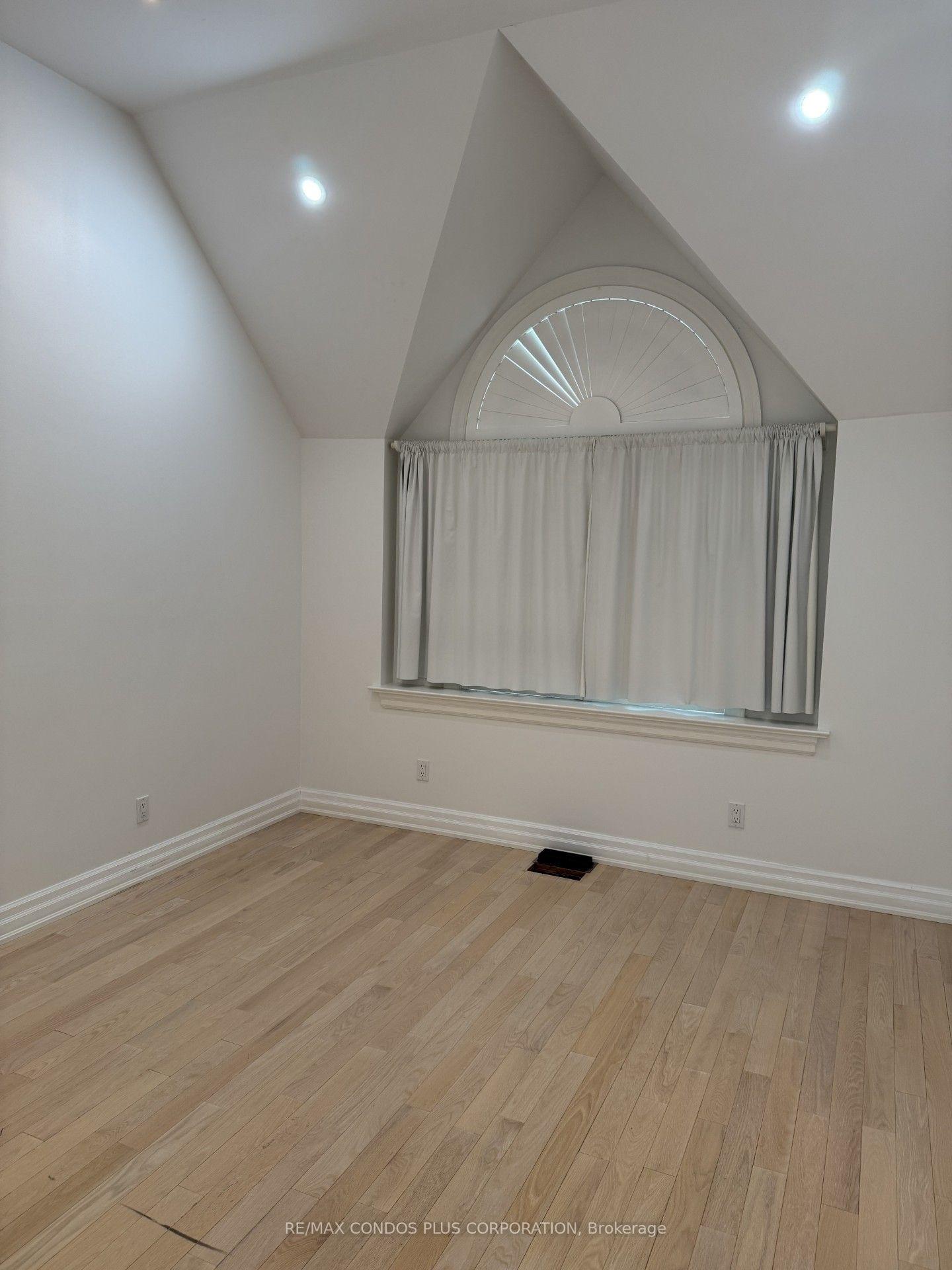 Photo 7 of 103 Pears Avenue, Toronto, The Annex — HOMEH