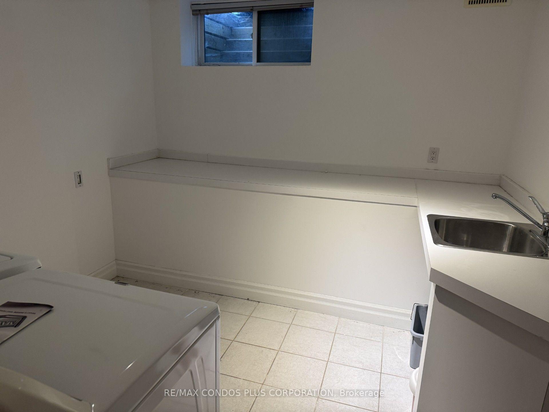 Photo 14 of 103 Pears Avenue, Toronto, The Annex — HOMEH