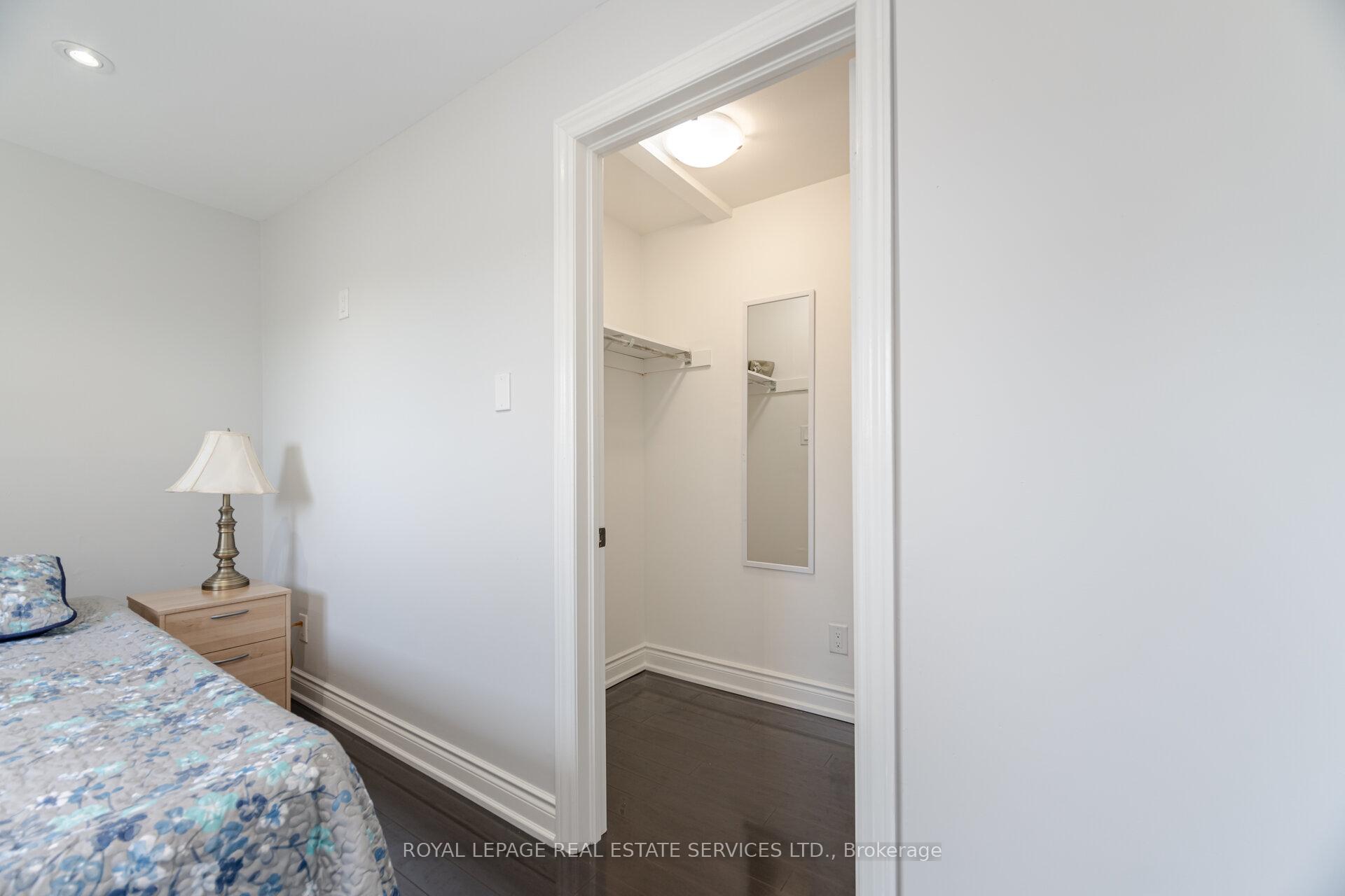 Photo 23 of 39 Aberdeen Crescent, Brampton, Avondale — HOMEH