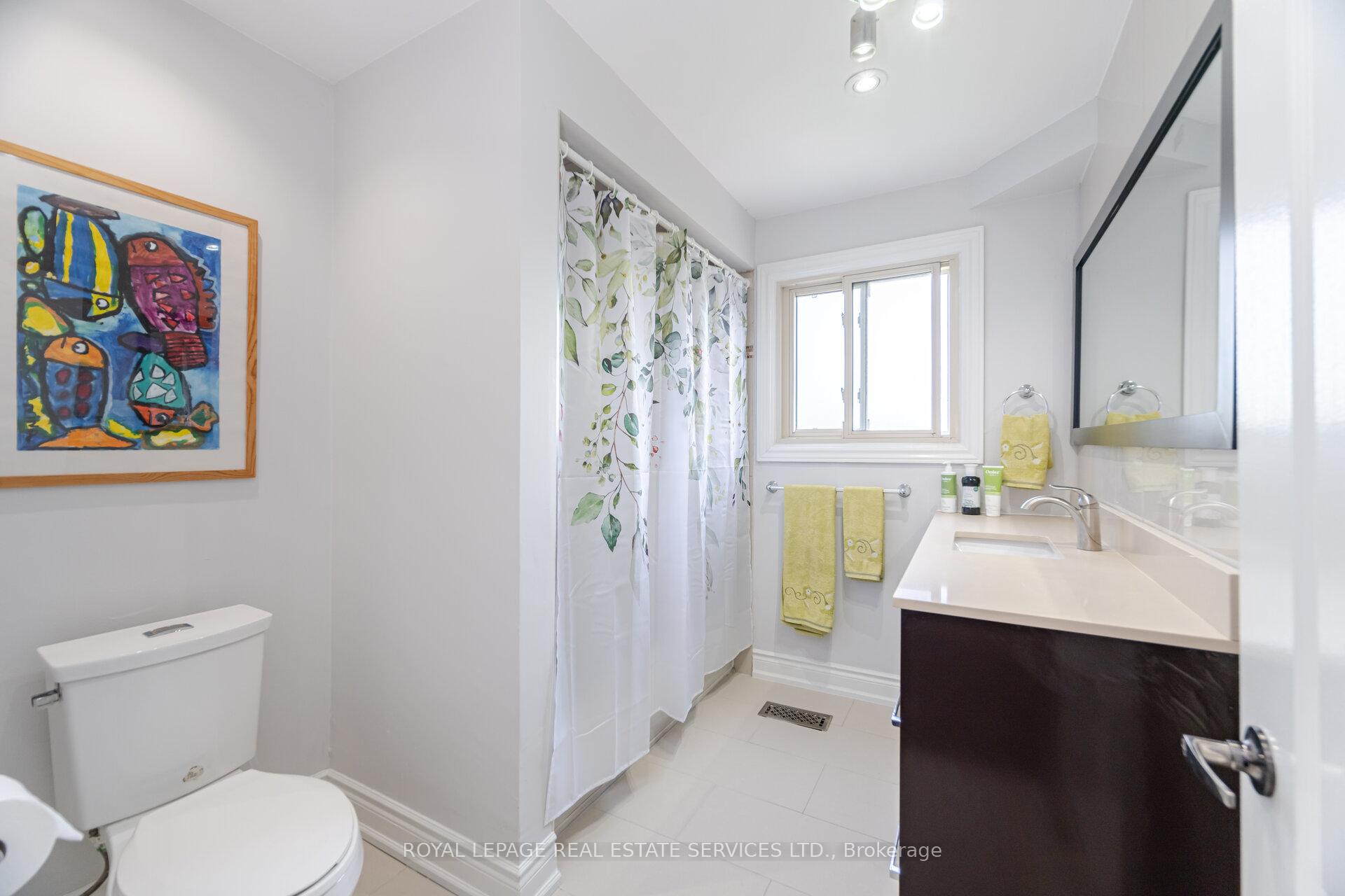 Photo 28 of 39 Aberdeen Crescent, Brampton, Avondale — HOMEH