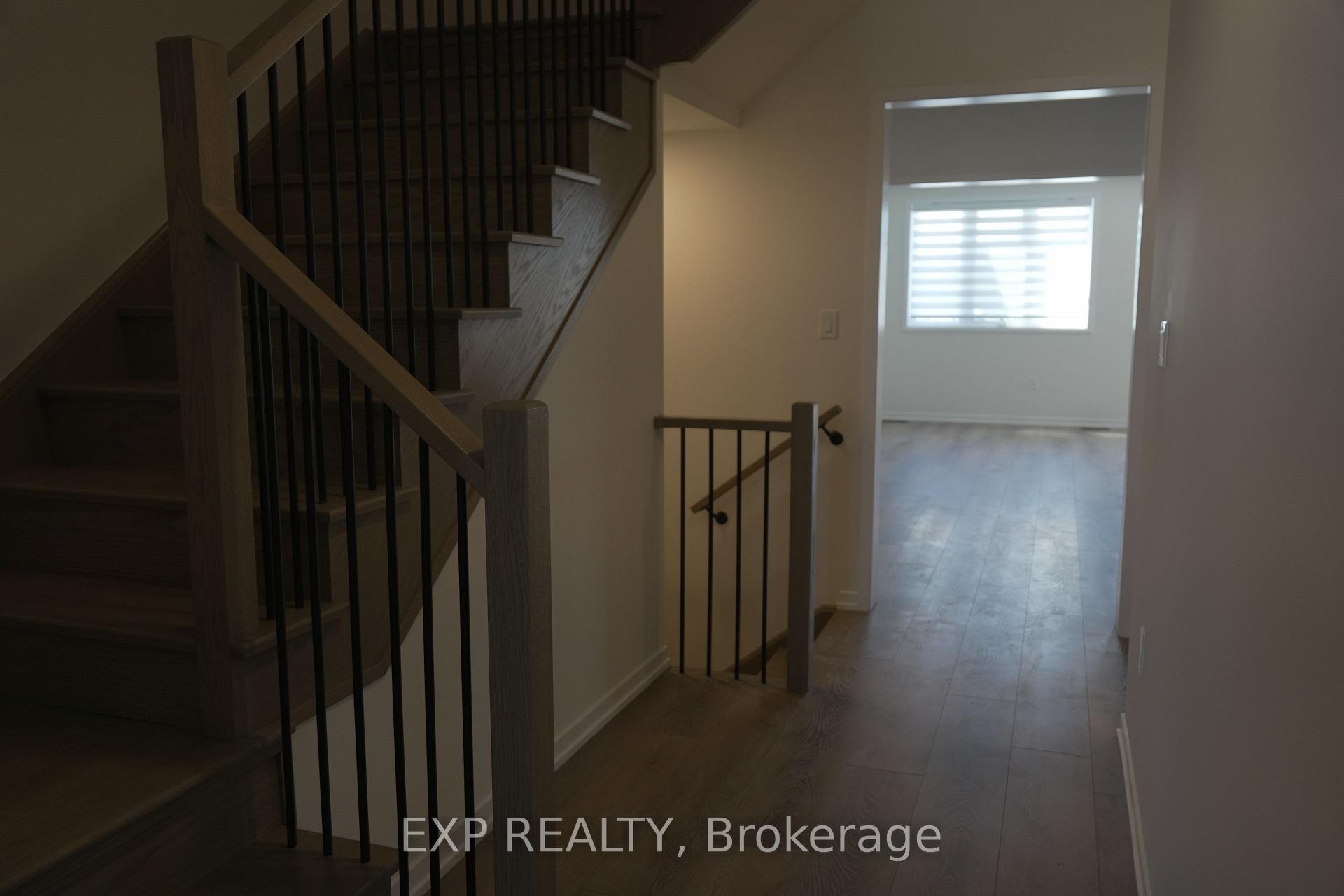 Photo 10 of 26 Alfred Garvey Gate, Georgina, Keswick North — HOMEH