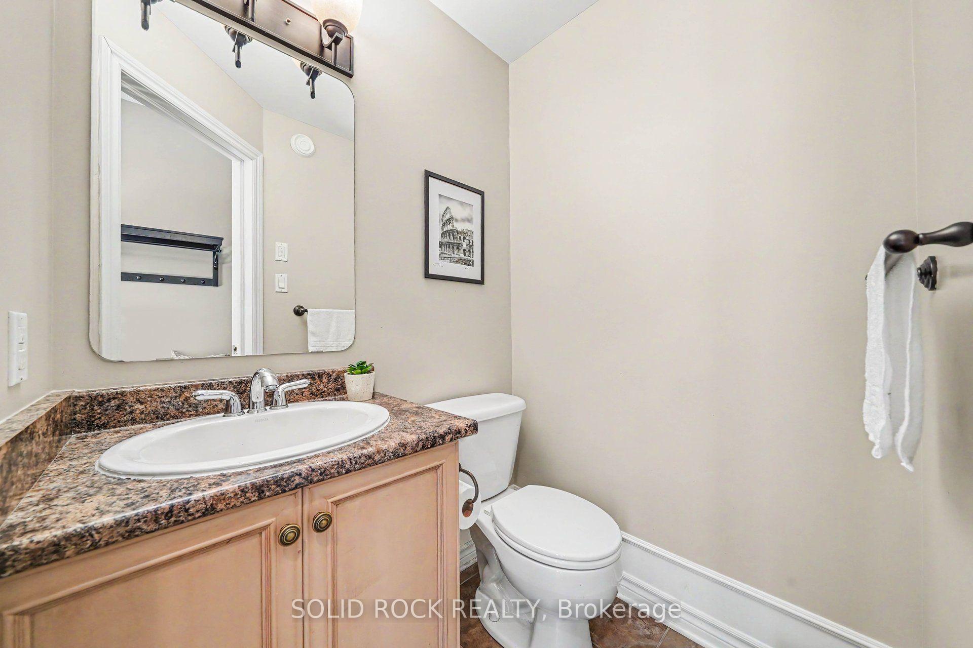 Photo 5 of 310 Grey Seal Circle, Ottawa, Riverside South/Gloucester Glen — HOMEH