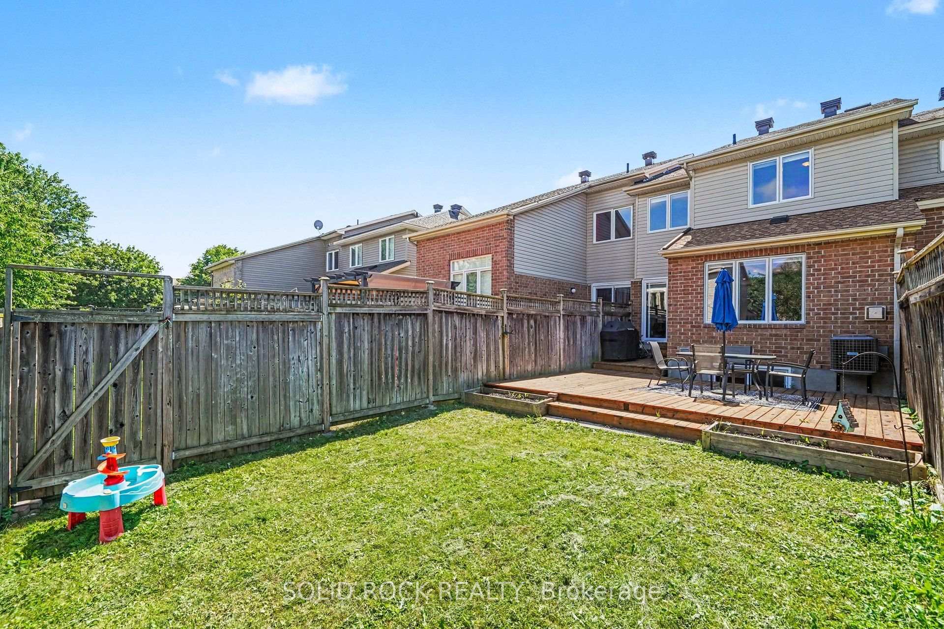 Photo 35 of 310 Grey Seal Circle, Ottawa, Riverside South/Gloucester Glen — HOMEH